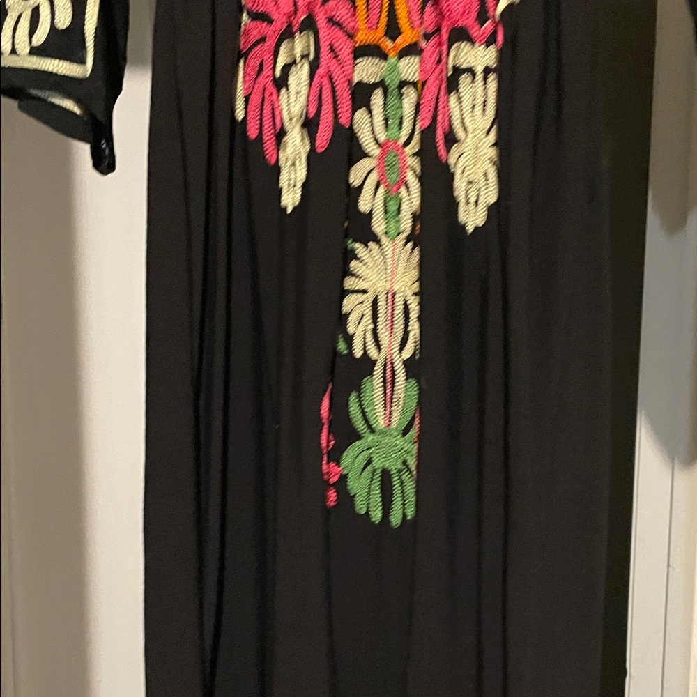 Source Unknown Black Dress with Colorful Embroidery - Picture 5 of 9